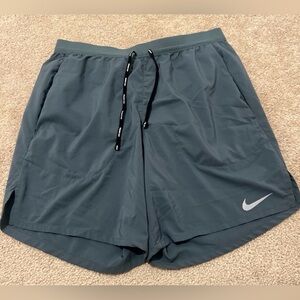 Nike Dri-FIT Men’s Teal Athletic Running Shorts Zip Pocket Size Small